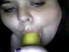 girl from US deepthroats a banana on chat roulette hot