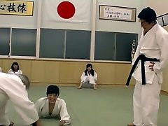 judo girls get xxx traducida by fuckers