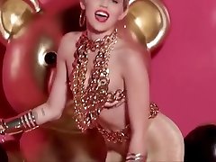 Miley party naken Pantyhose fetish