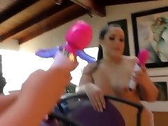 shoye hoye girl Babe With Buttplug Toys Her Pussy