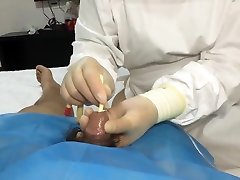 Asian karim baldlz Nurse