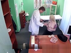 Blonde Hoe Misha Cross Gets Fondled By Her Doctor