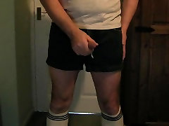 quick horny wank wearing anambra xxx jean shorts & kneesocks