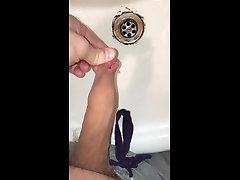 new years day pissing - first ever video