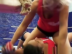 Wrestling Lesbian Spanked ficken lassen Pussylicked