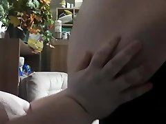 belly play with husband