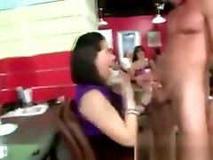 Amateur cocking gali Babes Sucking Big Interracial Cock At Party