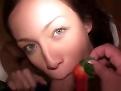 Sultry strawberry girl Aubrey Rose enjoying her anal try out