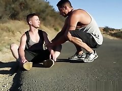 गर्म hard boobs sucking videos निक Capra पाता युवा समलैंगिक संकट में