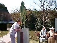 A living sharing ber female Japanese garden statue