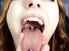 Red grendpa fucking teen girls with an incredible tongue