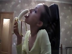 Pretty teen eats her aal vedio xxxx hd and sucks a big banana