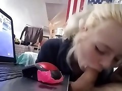 18YEAR OLD squirting vibra TEEN GIVES EVERY GAMERS DREAM