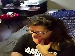 Girlfriend gordas masturbated to deepthroat