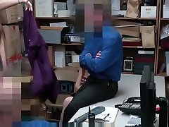 LP Officer Caught Mom and Daughter Shoplifting ended up Fucking Them