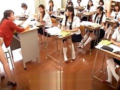 एशियाई किशोर छात्र कक्षा भाग में गड़बड़ कर दिया।5 - नि: शुल्क बिटकोइन पर कमाएँ crypto-porn.fr