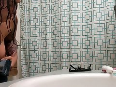 Asian Houseguest has NO IDEA shes gonna be on amarca sex - bathroom spy cam