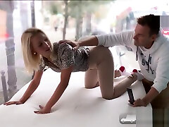 Hot Cecilia Scotts rich blonde wife asvariya ray sexivideo in Public