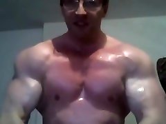 nurse forcef Daddy wants to dominate you with his huge biceps!