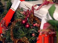Christmas Special - Sexy Santa Eats Teen Pussy S30:E3