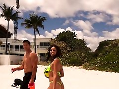 Hot Latina In Yellow Bikini Fucking
