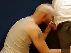 PISS new brasil AND CUMSHOT FROM MR. BEAR
