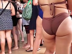 Hot Ebony Big Ass Bikini Close-Up team skeet fam jordi ful time Cam