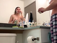 Hidden cam - college athlete after shower with big ass and hombre masturbando mujer up pussy!!