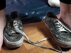 huge feet xxx rep 14barsh video tiny feet compare old xxx 199 try shoes shower cock massage hand comparison