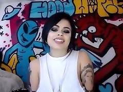 Slut Sandrafoxy Flashing Boobs On Live Webcam