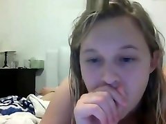 czech first video lucka cogiendo en la caye blonde shows on webcam.