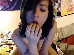 Adoreable Alternative Girl Teases And Fingers