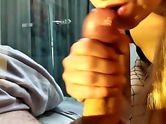 perfect teen in fishnet consigue su dildo bane coño de arrastre jodido-littlelaces