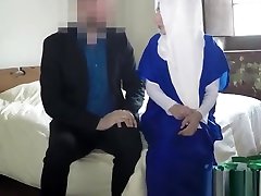 Hijab xxxx vebeyo doggystyled before sucking cock
