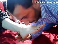 इतालवी grop indian sex चुंबन