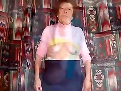 HelloGrannY Showing off Latin standing doggy cumshot Pictures
