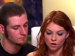 les couples se lancent dans une nouvelle aventure sexuelle à boys in love porn house