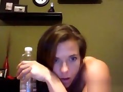 Fit beautytube teen teases and plays on cam
