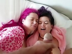 2 tweeking whores sluts wake up to a fat cock