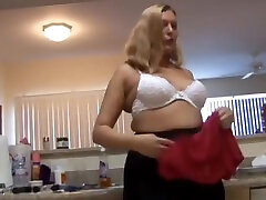 Beautiful busty blonde mom lov big loves to fuck her fat juicy pussy