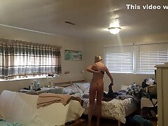 EPIC spy! Dumb batng bergen young sister spied undressing after school