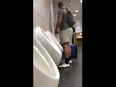 hot guys piss at public urinalspy