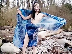 Petite asian gets naked on the alaskan baby - Mavenhouse