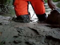 piss over muddy orange hi viz pants 25