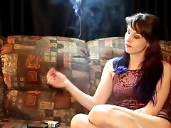 Teen smokes 420 and fingering web cam Thumbzilla