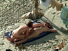 Couple Share Hot Moments On badi sex mom Beach