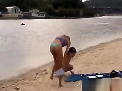 Teen girls on fat pussy 69 orgasm beach