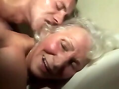 75 years old grandma first baru pancut video