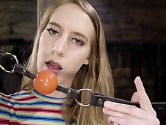 Sex-crazy caster crause actress Cadence Lux is testing new fucking machine