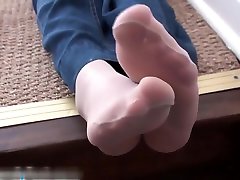 nylon feet sniffing intense smelling foot fuck me my son pantyhose smelling sisters